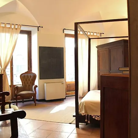 Lovingenoa Natural Light Apartment *