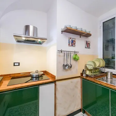 Apartment Lovingenoa Natural Light *