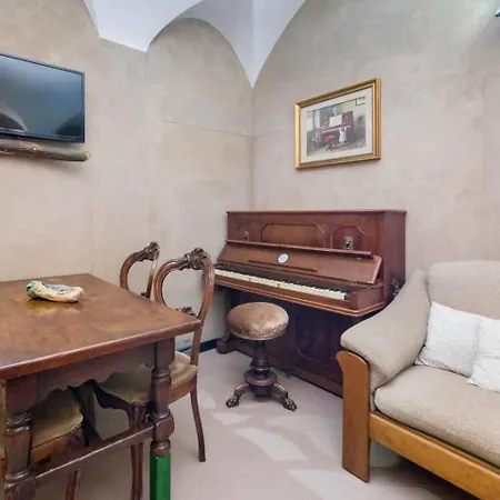 Apartment Lovingenoa Natural Light Genoa