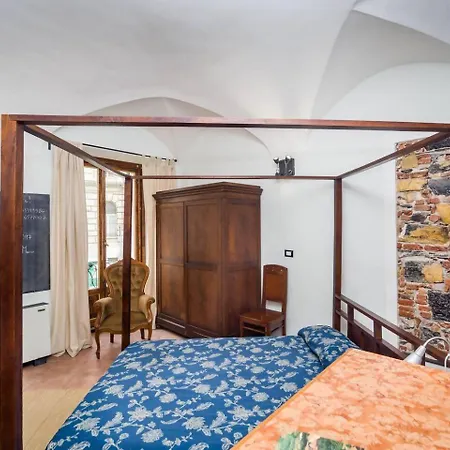 Lovingenoa Natural Light Apartment Genoa